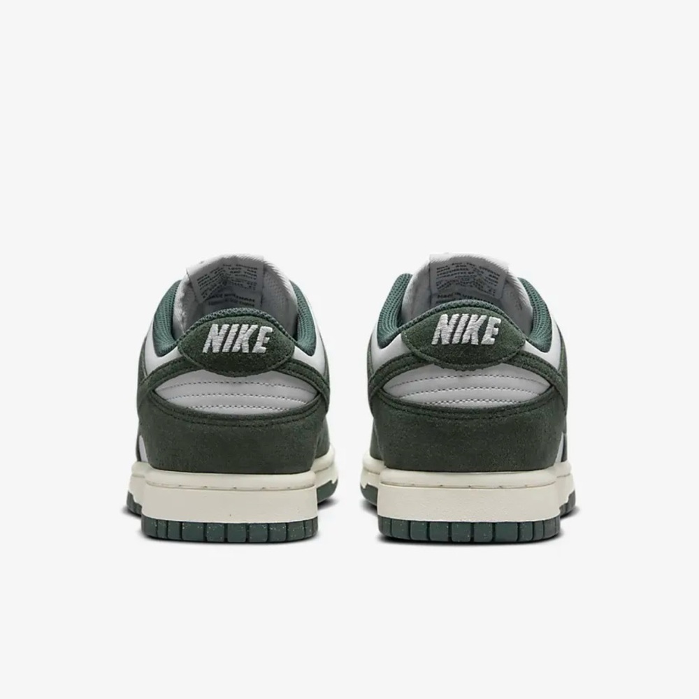 NWT Women’s Nike Dunk Low Green and White Sneakers - Picture 9 of 14